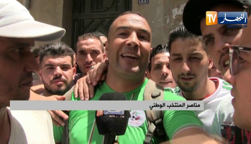 مناصرو الخضر بقسنطينة يمتعضون من طريقة توزيع تذاكر السفر إلى مصر
