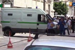 عدالة: إيداع رجل الأعمال “عمر عليلات” و “زين حشيشي” الحبس المؤقت