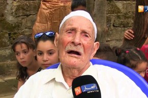 جيجل: الحاج “علي” معمر يتجاوز عمره 110 عاما وجدّ لـ 73 حفيدا