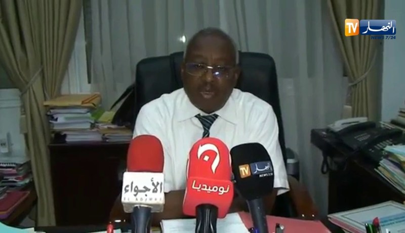 والي البويرة بالنيابة: “توقيف رئيس دائرة الأخضرية جاء نتيجة الإحتجاجات المتواصلة بسبب أزمة العطش”