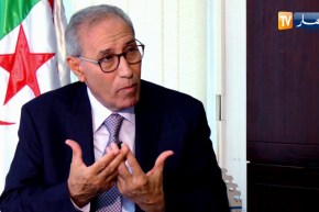 وزير النقل : توجد 9 بواخر حاملات المصانع بملايين الدولارات  لمستثمرين تحايلو على ملك الشعب