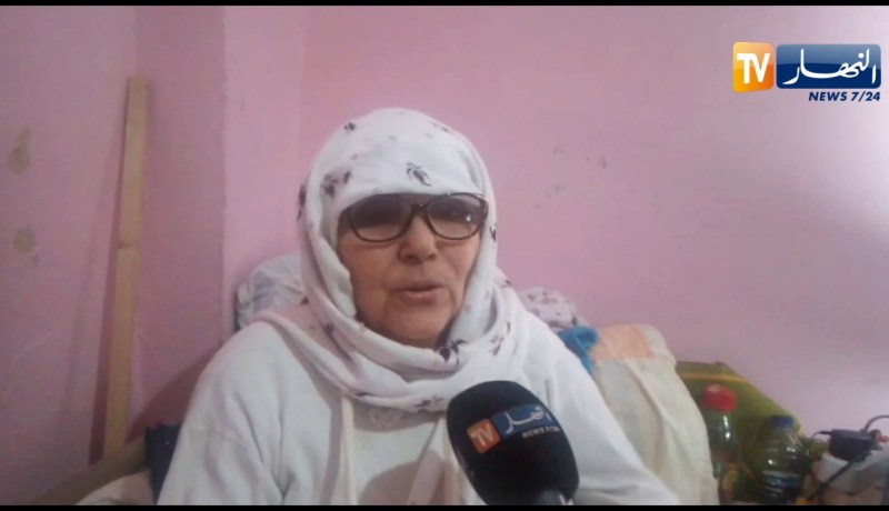 عجوز تناشد المحسنين لإجراء عملية جراحية