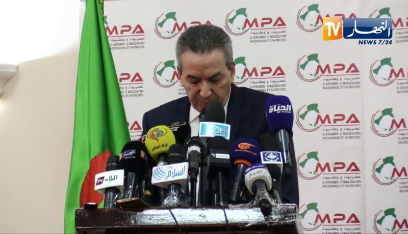 سياسة: الحركة الشعبية الجزائرية تعلن دعمها لإستمرارية الرئيس