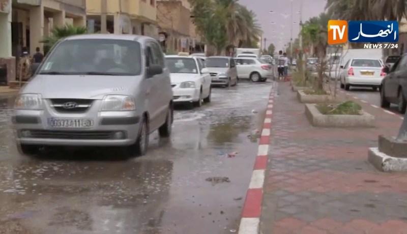 طقس/ أمطار رعدية على المناطق الداخلية..الغربية والوسطى
