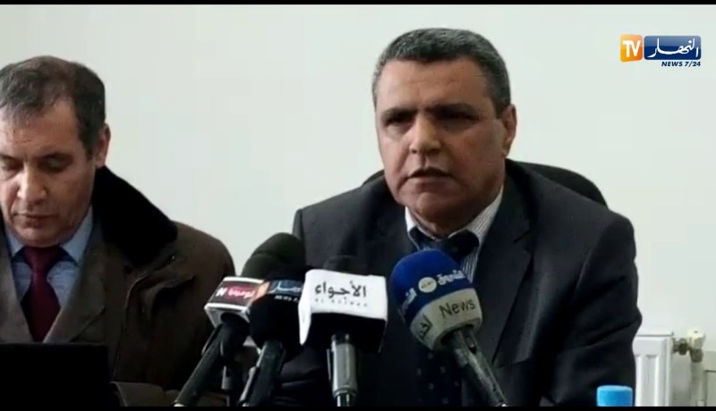 مدير التربية لبجاية: سوينا المستخلفات المالية للأساتذة