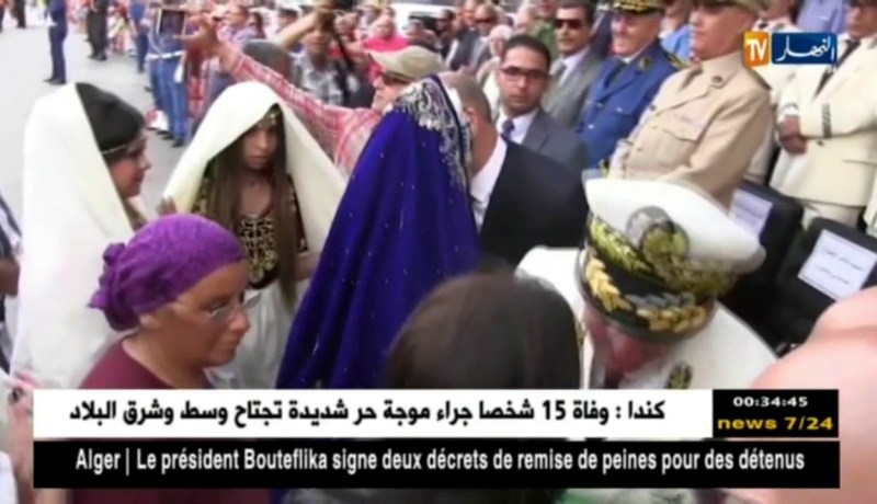 وهران: إستعراضات شعبية إحتفالا بعيدي الإستقلال والشباب