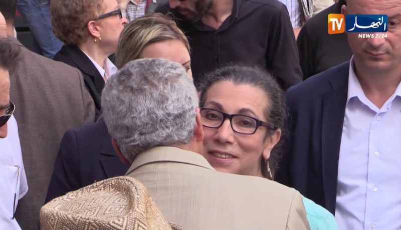 قبعة الجيش في الثكنة.. وإنتهى عهد الإنقلابات ومصادرة الإرادة الشعبية ..