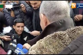 “بن قرينة” في حوار مع الشباب الرافض للإنتخابات بمقهى بغليزان