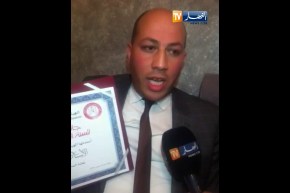 سطيف: محامي جزائري يذرف الدموع على عدم استقباله بعد فوزه بالجائزة العربية لأحسن مرافعة قضائية
