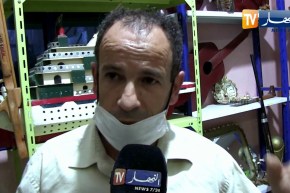 الطارف: عبد الغاني .. شاب ينجح في صناعة مجسمات وتحف فنية ببقايا الخشب والفلين
