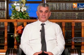 نور المعرفة:  القرآن والعلم “لقرآن إذ تسموسني”