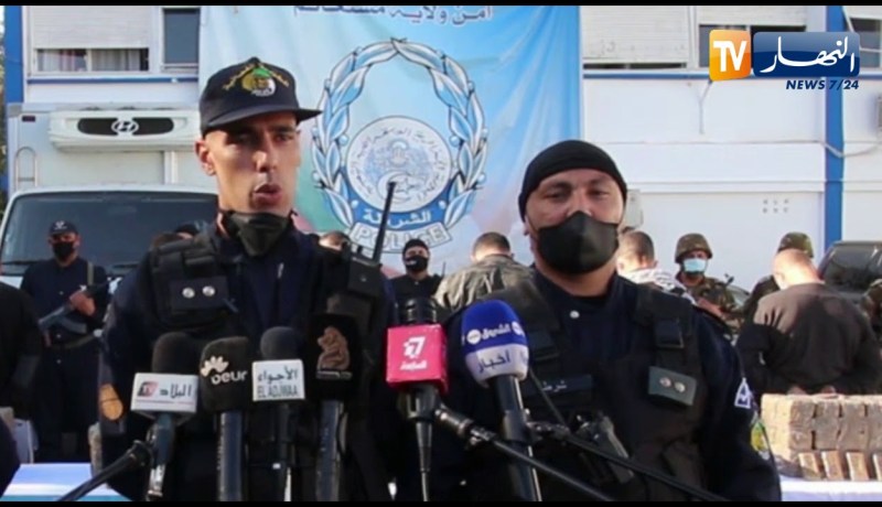 مستغانم: الاطاحة بشبكة دولية مختصة في تهريب المخدرات وحجز 156 كلغمن الكيف المعالج