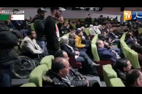 محمد أمين ڨراندي ..شاب من ذوي الإحتياجات الخاصة أبى إلا أن يحضر تجمع بلعيد بتلمسان