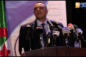 عبد العزيز بلعيد: الدستور قضية شعب وسيقنن دولة الجزائر رغم نقائصه