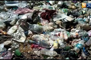 بجاية : شاهد كيف حول بعض المواطنين المحمية الطبيعية بثوريرث إيغيل الى مفرغة مفتوحة