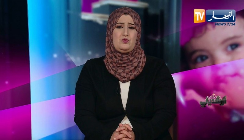 أرشديني: “ابنتي تقلد صديقتها وأنا ألبي كل حاجياتها  وأحيانا آخذ المال خفية عن زوجي”..  ماذا أفعل؟