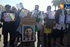 العاصمة : نقابات التربية والتلاميذ في مسيرات إحتجاجية تنديدا بقرارات بوتفليقة