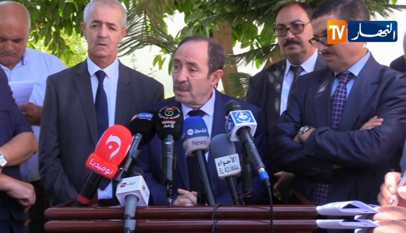 وزير التربية: “إدخال اللغة الإنجليزية في الإبتدائي ملف قيد الدراسة”