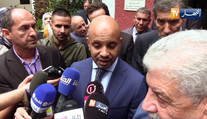 برناوي: “الوزير الأول أعطى تعليمات بضرورة تخصيص مساحات رياضية في البرامج السكنية”