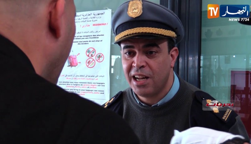 تحريات: أساليب وحيل لتهريب الممنوعات بالمطارات.. عناصر الجمارك بالمرصاد