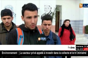 تلاميذ بعض ثانويات البليدة يطالبون أساتذتهم بالعودة إلى الأقسام