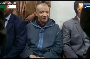 شاهد “بن قرينة” في قاعة المكتبة الرئيسية من أجل التجمع الشعبي بالبيض