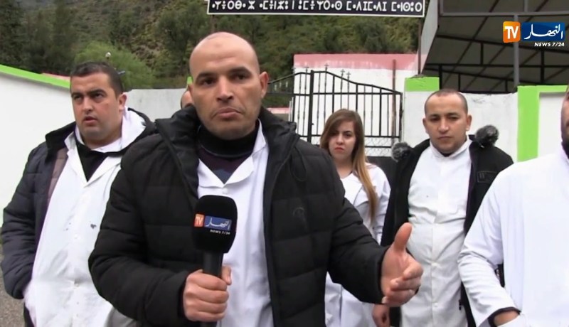 بجاية/ معلمو القرى النائية يواصلون الإضراب