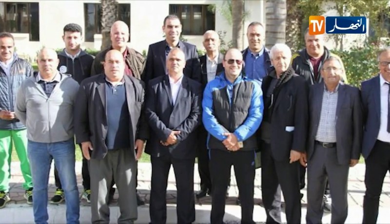 المديرية الفنية الوطنية تجتمع بالمدراء الجهويين بحضور خير الدين زطشي