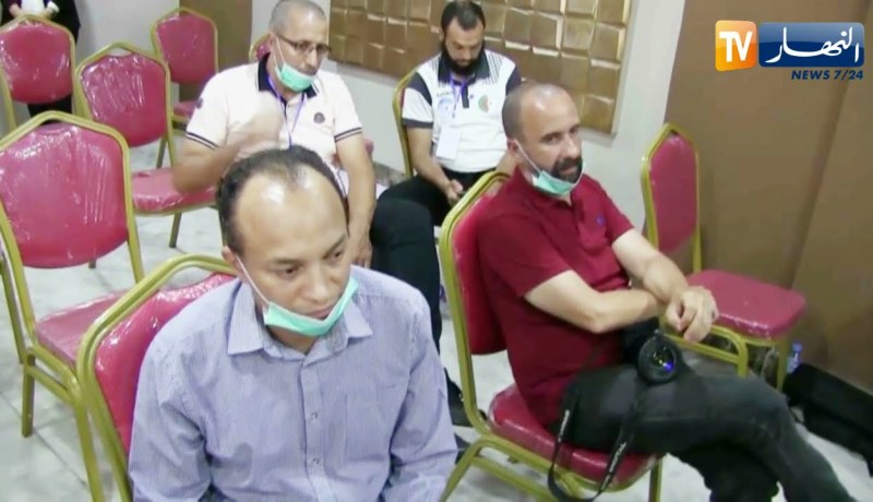 حبيب لعبان يوقع إتفاقية تقضي بإحتضان وهران للبطولة العربية لكرة اليد