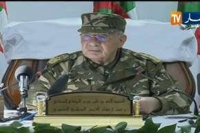 كلمة الفريق قايد صالح خلال اللقاء التوجيهي مع إطارات الناحية العسكرية الثانية