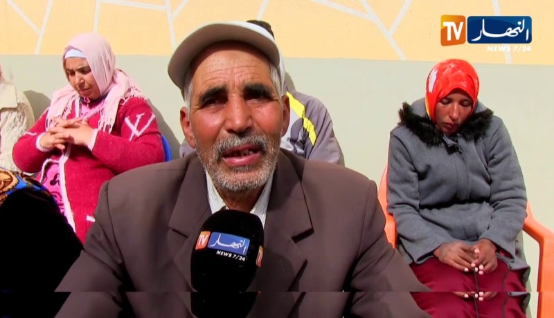 جيجل: عمي “محمد” يتخبط في صمت وفقة أبنائه الأربعة المعاقين حركيا