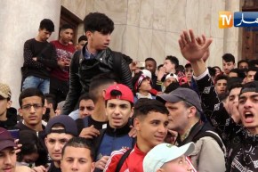 تربية: نقابات التربية في إضراب لأسباب سياسية.. تلاميذ يجوبون الشوارع !!