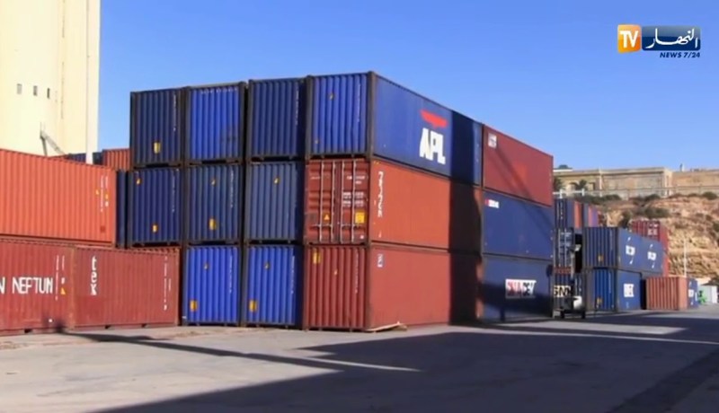 ميناء مستغانم: تصدير أزيد من 30 ألف طن من حديد البناء إلى الخارج