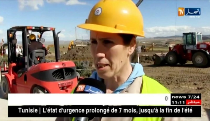 برج بوعريريج/ إمرأة ترفع التحدي و تقتحم عالم آلات الأشغال العمومية