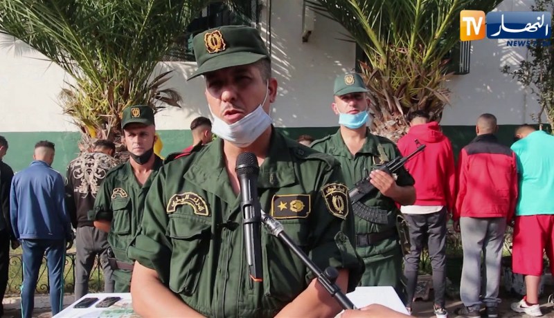 مستغانم: مصالح الدرك الوطني تحبط محاولة هجرة سرية وتوقف 21 شخص