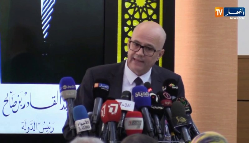 وزير العمل: “تعديل قانون 08/08 يسمح بتسهيل وتقليص مدة إسترجاع الديون”