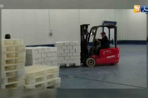 الوادي: الشروع في عملية تصدير 33 طن من التمور نحو ماليزيا