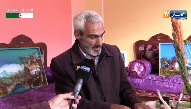 باتنة/ لمسات حسان تحول أغصان وأوراق الشجر إلى لوحات فنية