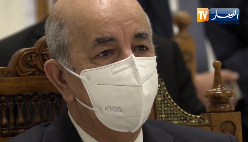 الرئيس تبون وكبار المسؤولين في الدولة يشاهدون فيلم وثائقي حول مسجد الجزائر الأعظم