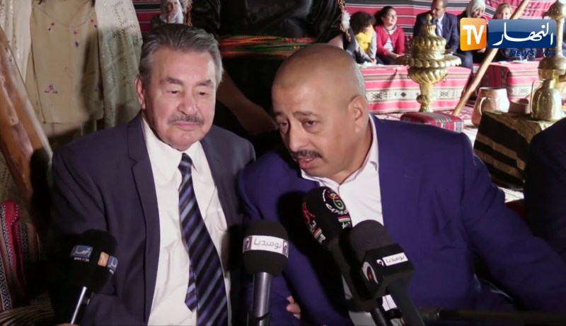 ثقافة: مجمع طحكوت يكرم عددا من الفنانين في ذكرى أول نوفمبر