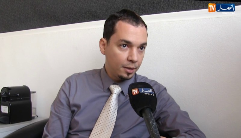 تكنولوجيا/ تطبيقات الهواتف الذكية…السرية غائبة والبيانات مسربة بالمجان!!