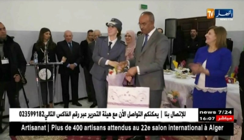 وزير الداخلية “نور الدين بدوي” يقوم بتكريم إعلاميات و إطارات من الوزارة و الأمن