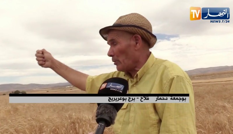 برج بوعريريج: الشيخ بوجمعة.. فلاح فجر الأرض خيرات بعمله المتقن