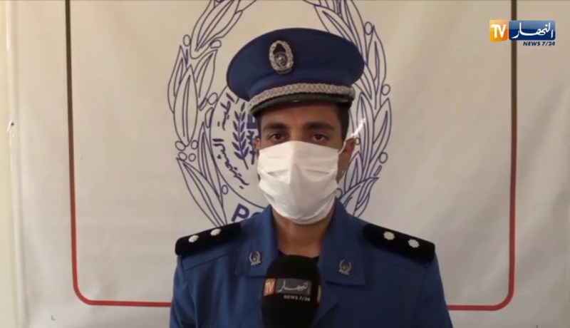 أم البواقي: الشرطة في عين كرشة تكشف مستودع مموه بداخله أزيد من 20 قنينة خمر