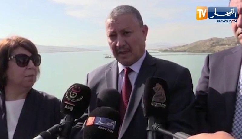 وزير الموارد المائية بغليزان :” سنتكفّل بمصبّات المياه القذرة التي تُرمى في الشواطئ !! “
