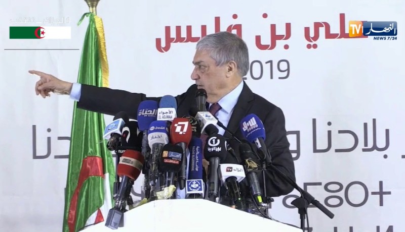 بن فليس: “سأجمع الجزائريين كطبقة سياسية في حوار وطني شامل”