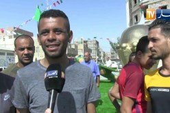 بسكرة: أبناء الزيبان يصنعون مجسما للكأس و الطائرة العسكرية