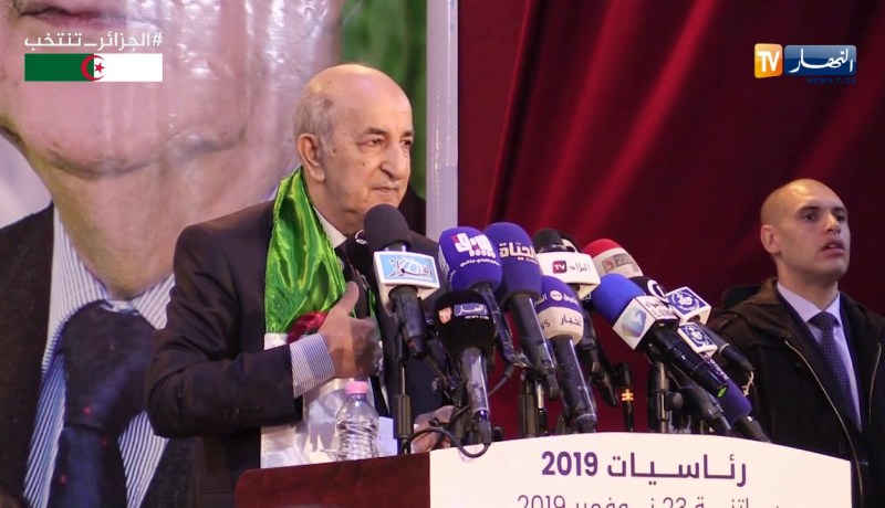 تبون: “ملف الخدمة الوطنية وأصحاب عقود ما قبل التشغيل نفريهم..وحاسبوني بالفيديو”