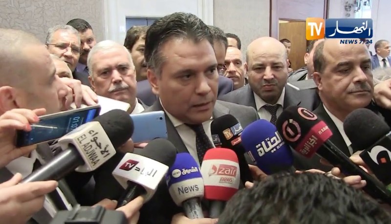 بوشارب: قرار إختيار رئيس للمجلس الأمة هو في يد الرئيس بوتفليقة