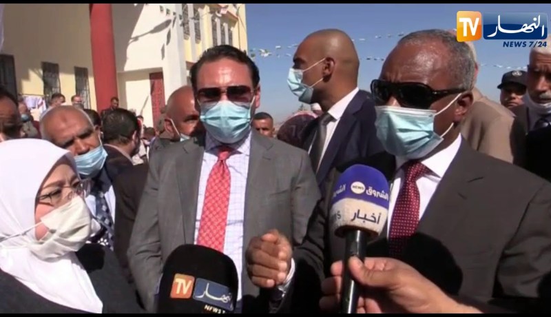 والي غليزان: إتخذت قرار بأن تفتح قاعات العلاج أبوابها يومي الجمعة والسبت لتقديم الخدمات الصحية